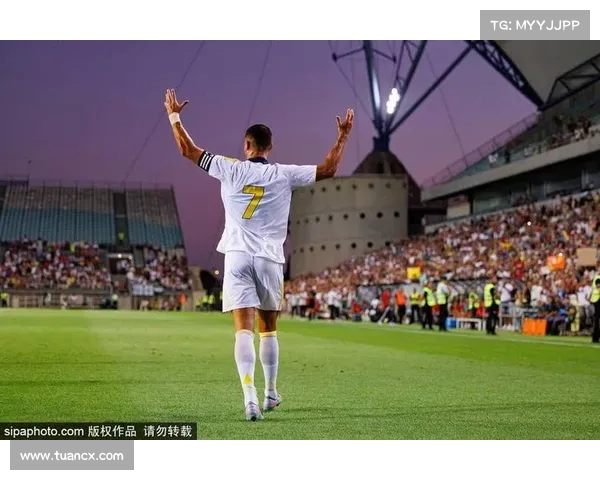 滕哈格：C罗从未成为问题 我不会以曼联生涯为中心回顾